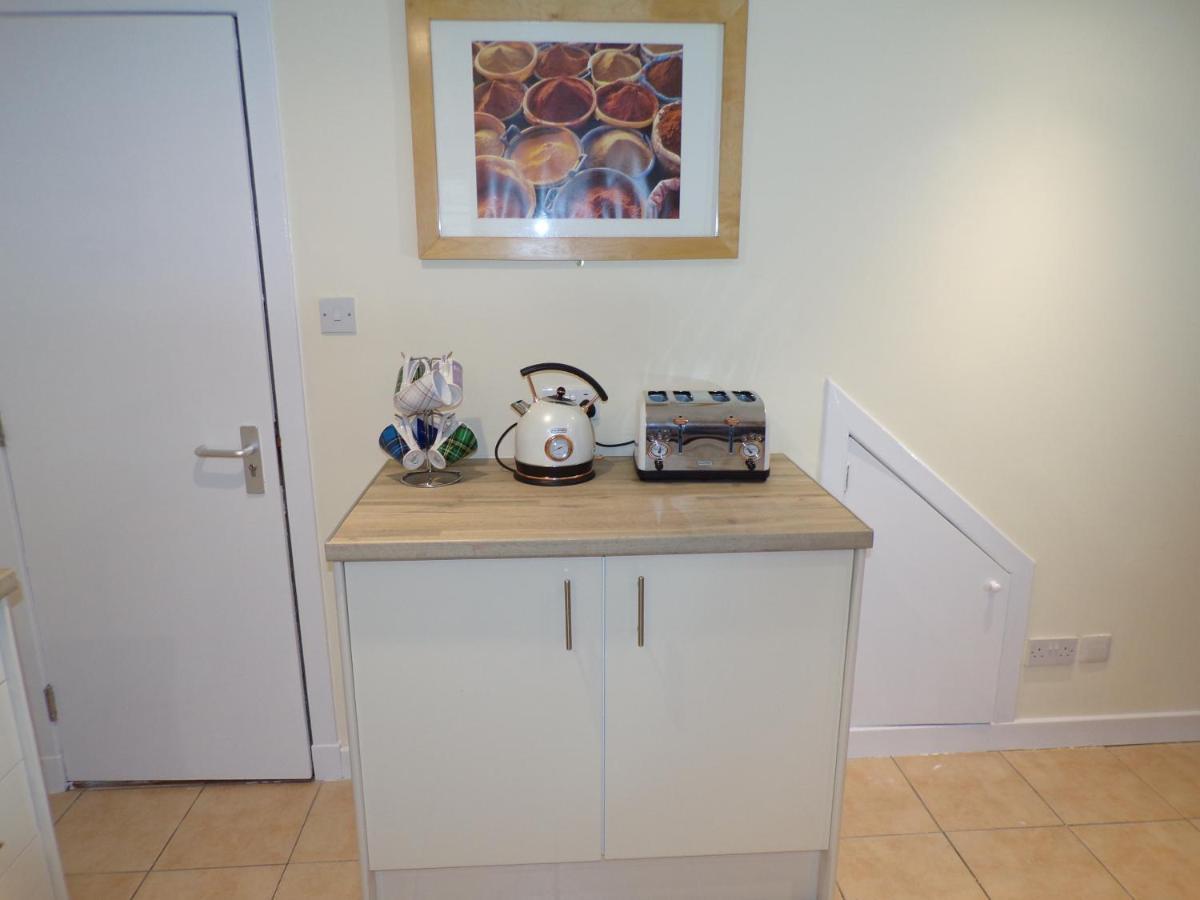Whinstone Holiday Home In Falkland - Sleeps 8 Exterior photo