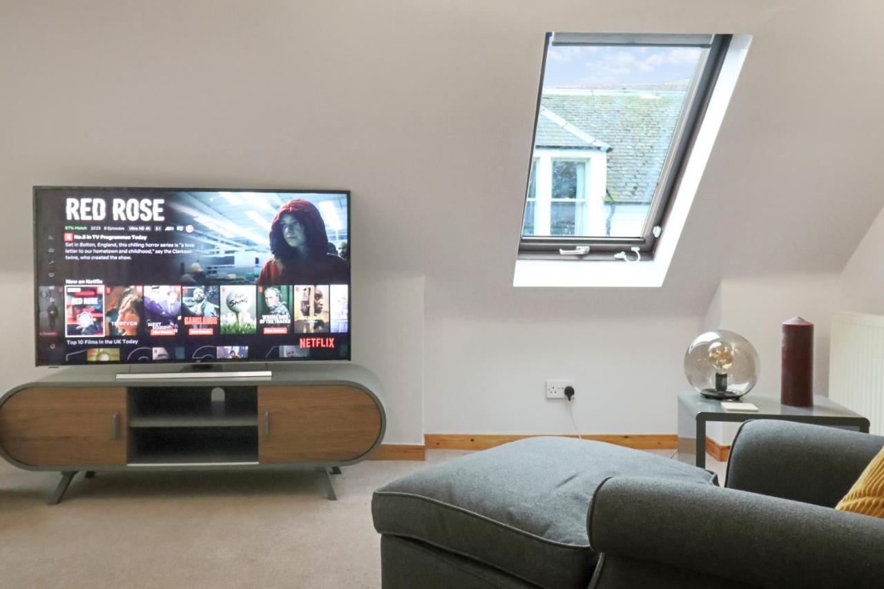 Whinstone Holiday Home In Falkland - Sleeps 8 Exterior photo